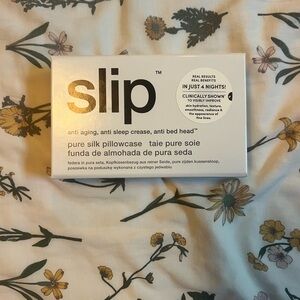 Slip Silk Pillowcase in Elegant White